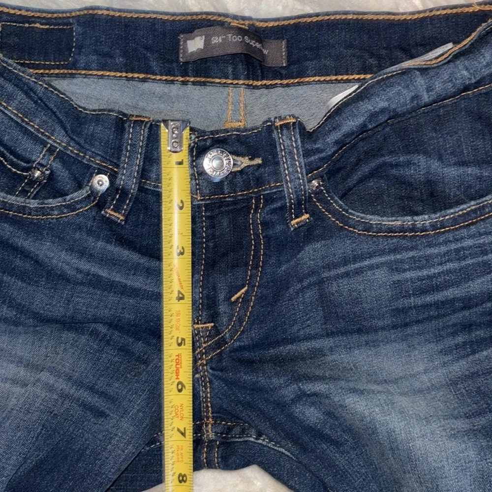 Levi’s Distressed 524 Too Superlow Jeans, Size 1M (25x32) - Picture 10 of 15